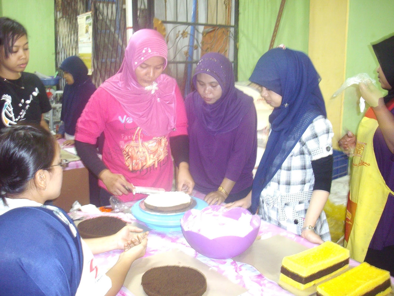 Toko Bahan Kue Pak Raden BAKING DEMO DARI RAJAWALI JAKARTA