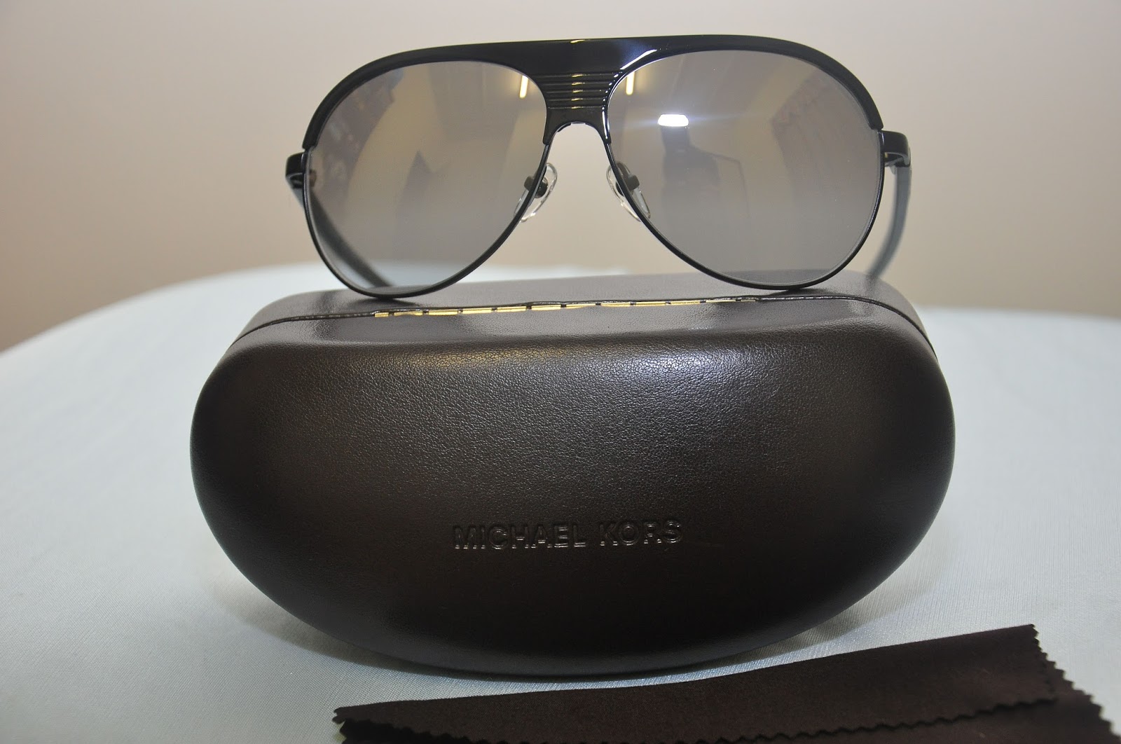 myaccessories4u: Michael Kors MKS 319s Mens Sunglasses