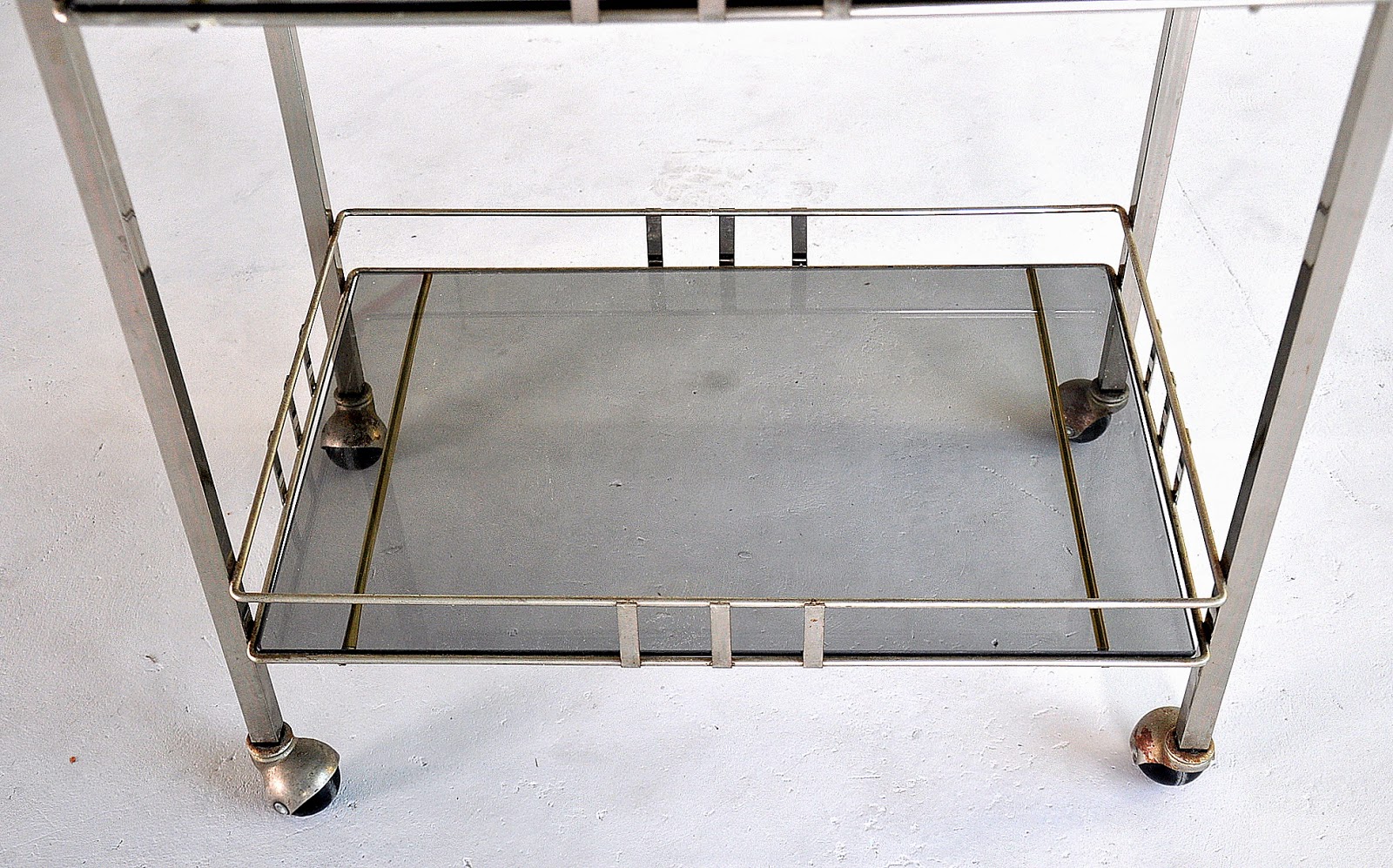 SELECT MODERN Mid Century Modern Chrome Rolling Bar Serving Cart