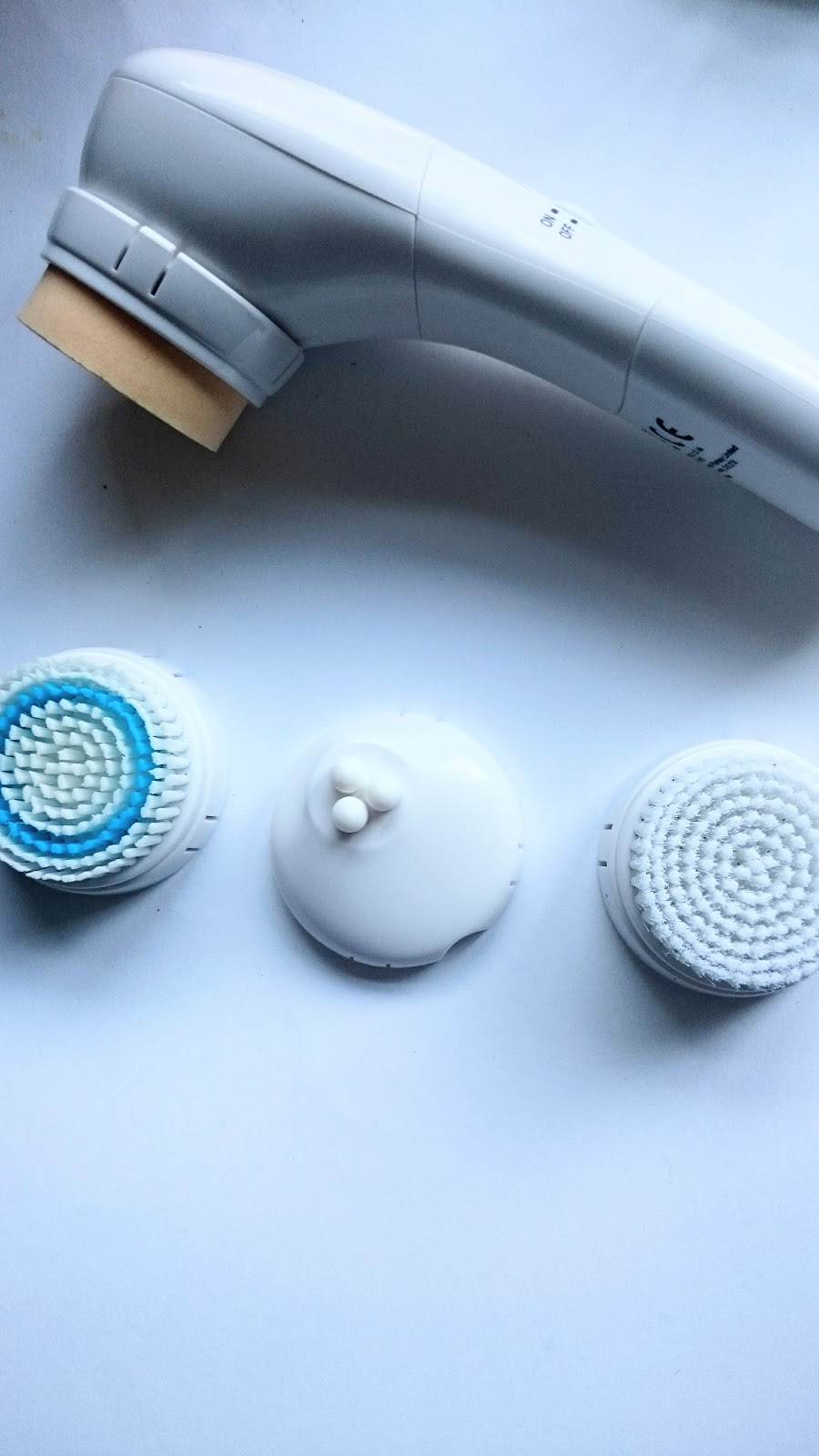 Hello Jasmine Affordable electric facial cleansing brush
