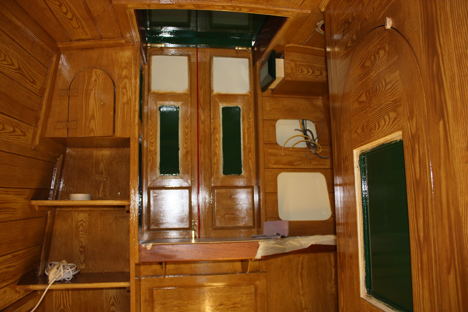 Build diary of narrowboat Ecky Thump Home stretch