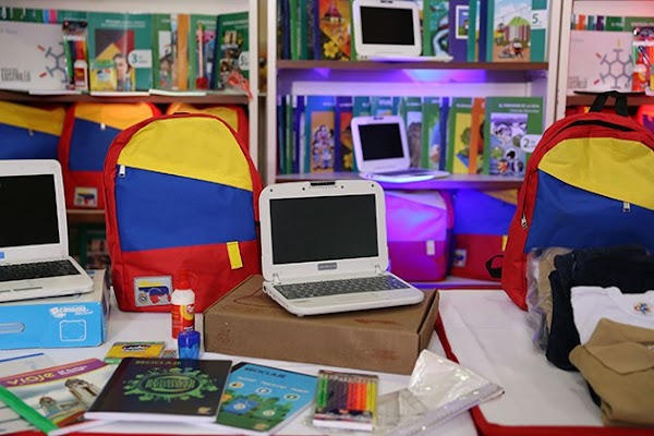 Combos Escolares que distribuirá el Gobierno Nacional en escuelas públicas tendrán un costo de Bs. S 150 Combos Escolares que distribuirá el Gobierno Nacional en escuelas públicas tendrán un costo de Bs. S 150