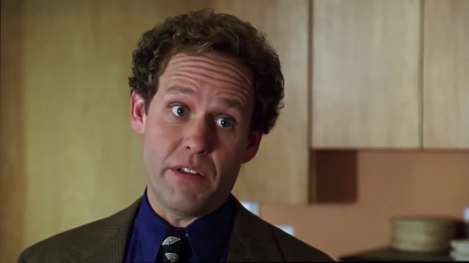 Том круз седой. Дэвид макникол. This actor is. Киану ривз. Винсент том круз.