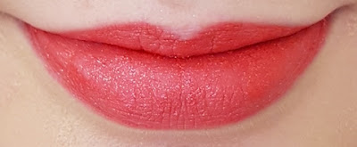 Avon mark. Liquid Lip Lacquer Matte Shimmer Shades in Rock Star