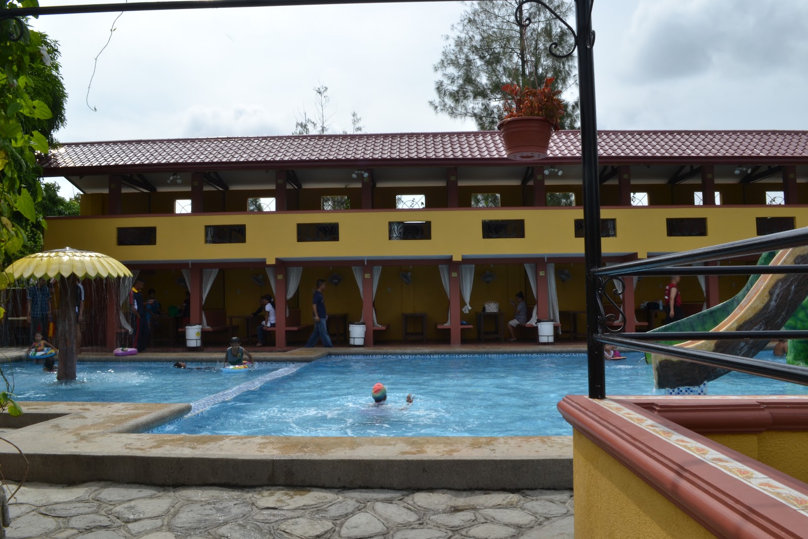 Jardin de Dasmariñas Resort Stories of a Mom