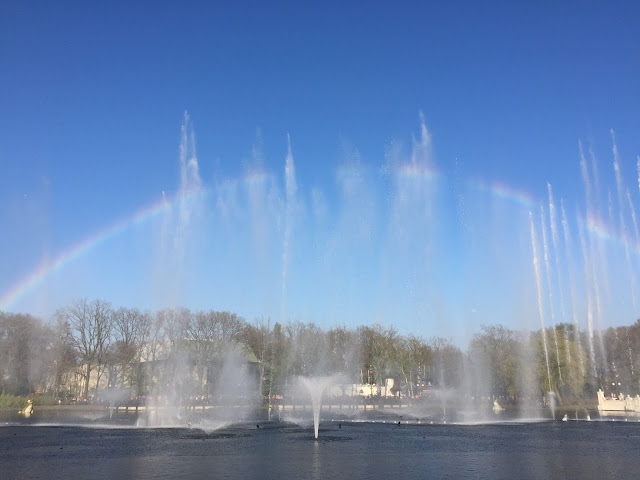 efteling Aquanura Show mit regenbogen