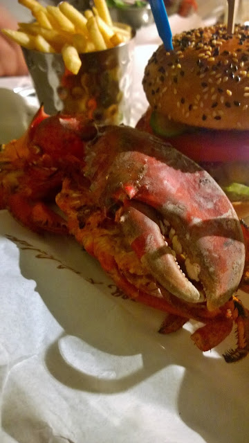 Burger and lobster Bath