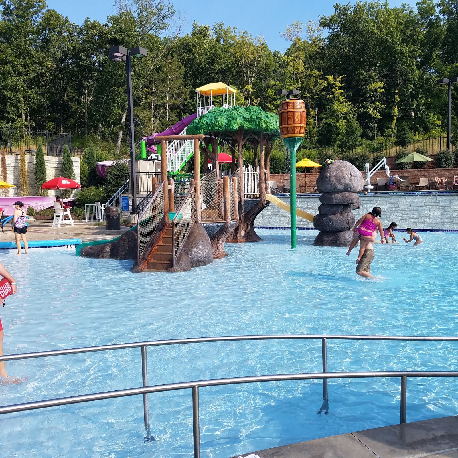 Play St. Louis Timbers of Eureka Pool, Eureka