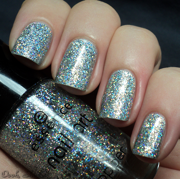 Oooh, Shinies!: Worth The Risque & Hello Holo