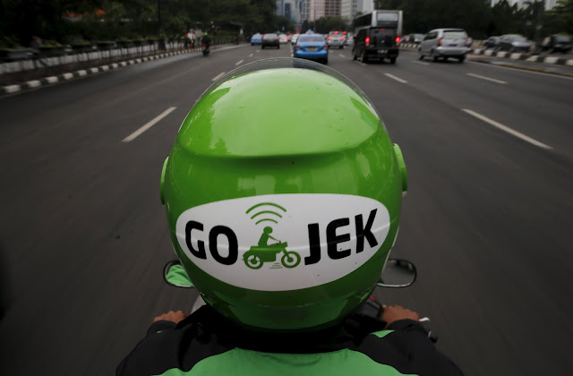 Kisah Nyata : Michael Sahertian,  Seorang Driver Gojek Yang Merasa Terdzolimi !