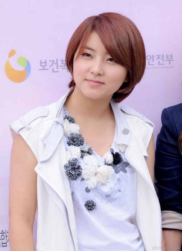 kwon so hyun is not so tall kwon so hyun is not so tall