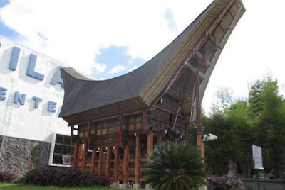 Bangunan Rumah Adat Sulawesi Selatan Bangunan Rumah Adat Sulawesi Selatan