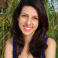 Mais sobre a escritora no link http://leiturasplus.blogspot.com.br/2015/12/parceria-escritora-marcela-de-luca.html