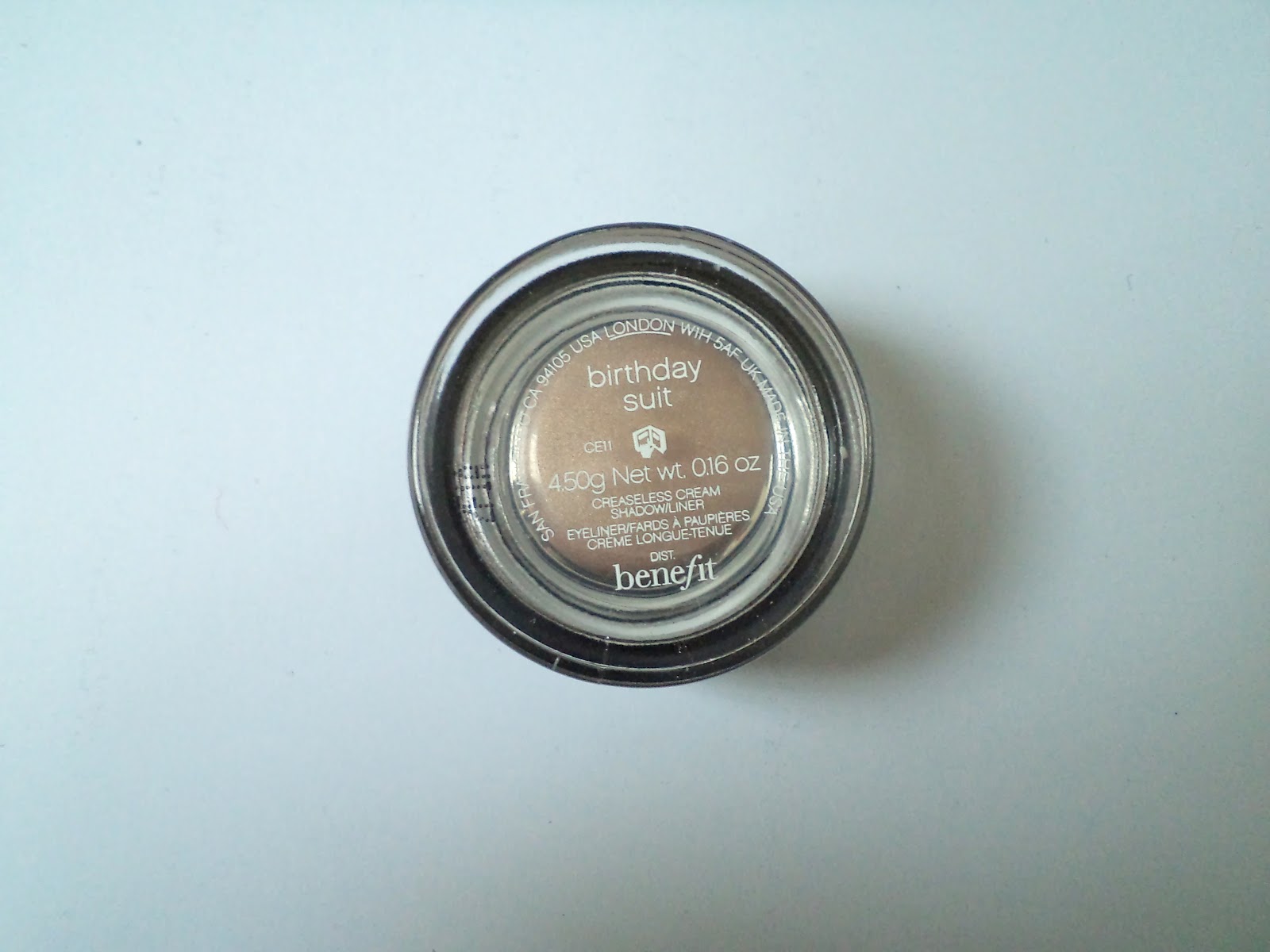 Benefit Creaseless Cream Eyeshadow In 'Birthday Suit' Swatch + Review