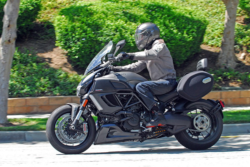 РњРѕС‚РѕС†РёРєР»С‹ Street Ducati Diavel