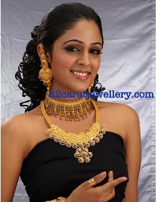 Gold Heavy Bridal Necklace Sets from Chemmanur Jewellery - Jewellery 