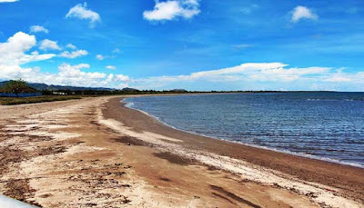 WISATA NUSANTARA PANTAI MAROPOKOT DI KABUPATEN NAGEKEO