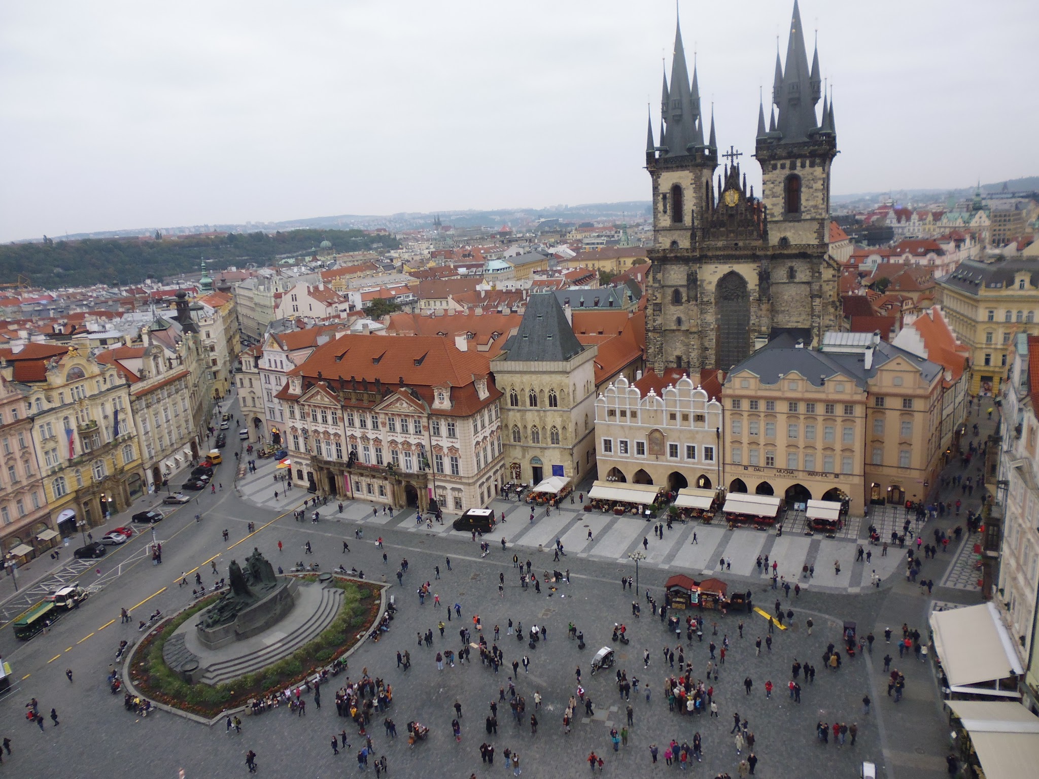 Staromestské Námestí (la plaza de la Ciudad Vieja) (Praga) (@mibaulviajero)