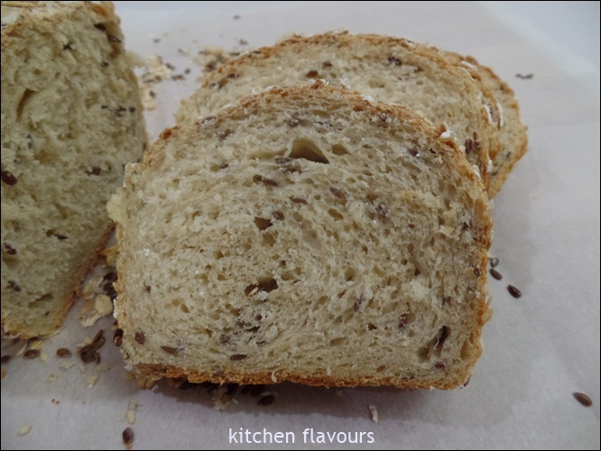 kitchen flavours Flax Seed Oat Bread