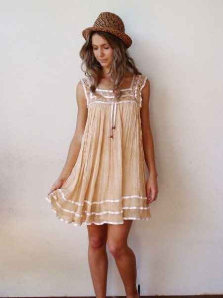 Dresses: Flowy summer dress