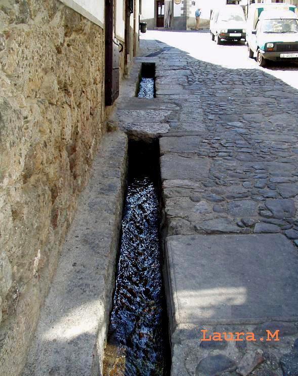 Así me gusta el mundo: BATIPUERTAS EN CANDELARIO.....