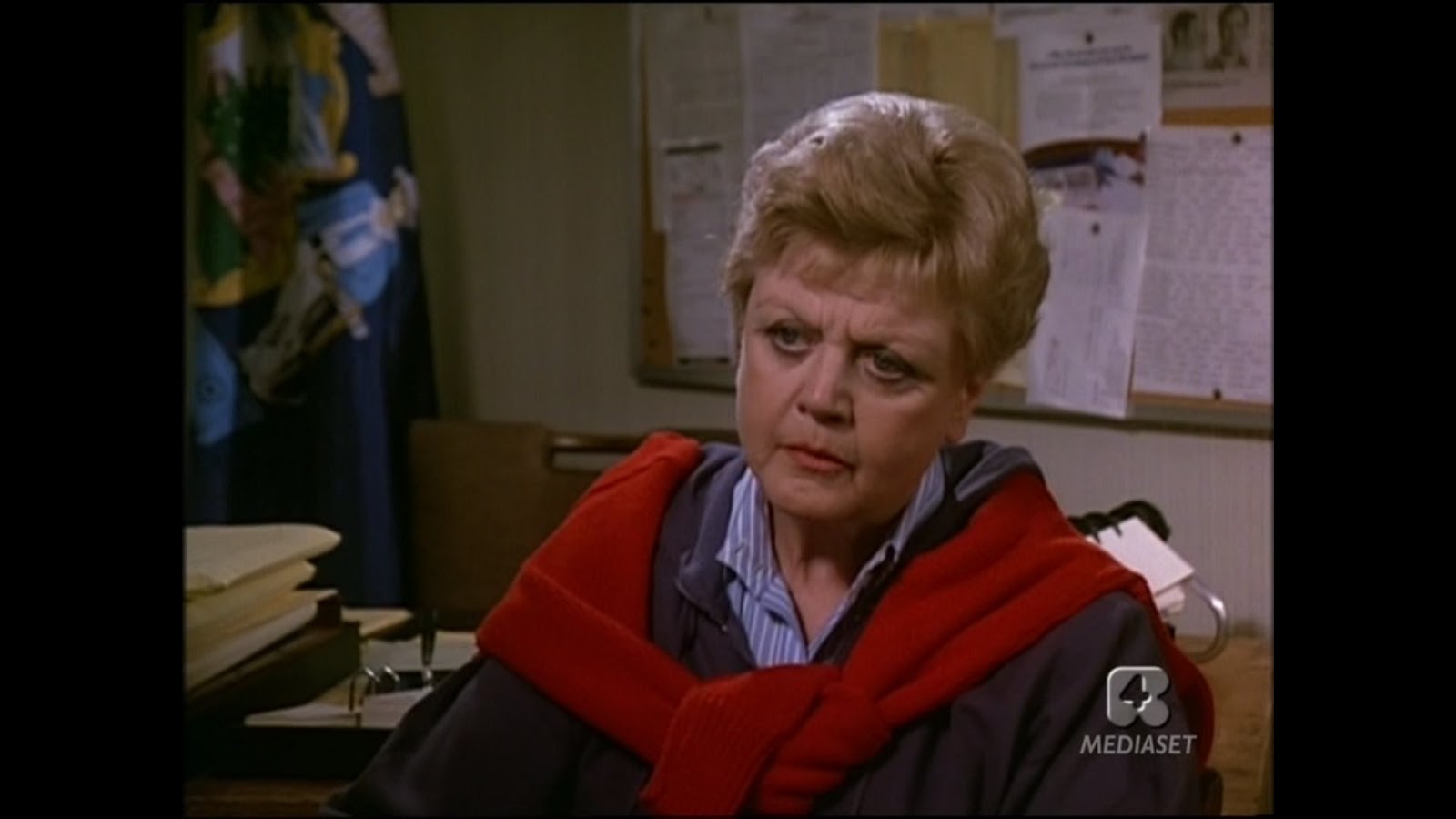 Она написала убийство сериал 1984–1996. Is she wrote me. Лэнсбери продавщица шаров. Она написала убийство. Анджела ховард 1961.