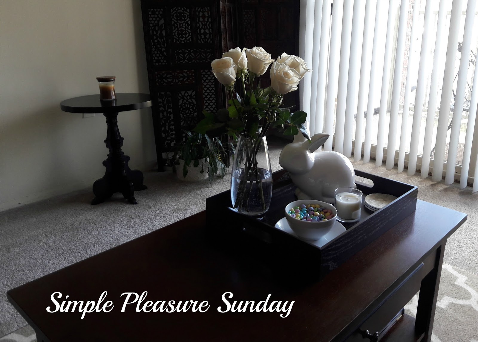 The Italiagal Simple Pleasure Sunday Decorating For Easter I Don T Usually Decorate For Each Holiday And Season So This Activity Was Out Of The Ordinary Me In Fact Own Any Decor Besides Pieces