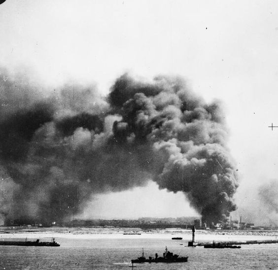 3 June 1940 worldwartwo.filminspector.com Dunkirk