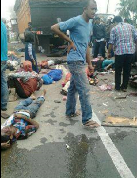 Bus Cendrawasih Hancur Berat Akibat Tabrakan Dengan Fuso | Aceh Publisher