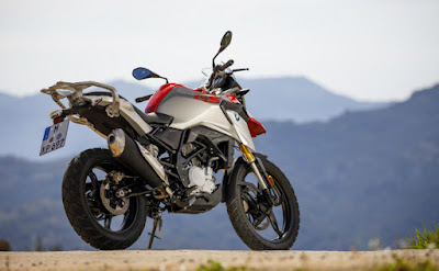BMW G310 R  Specification And Featurs