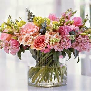 LOVESHINE FLORIST & CAFE: KOLEKSI GUBAHAN WARNA MERAH JAMBU / PINK