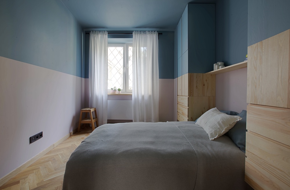 Praskie Mieszkanie Z Lamperia Na Niebiesko Wnetrza Zewnetrza