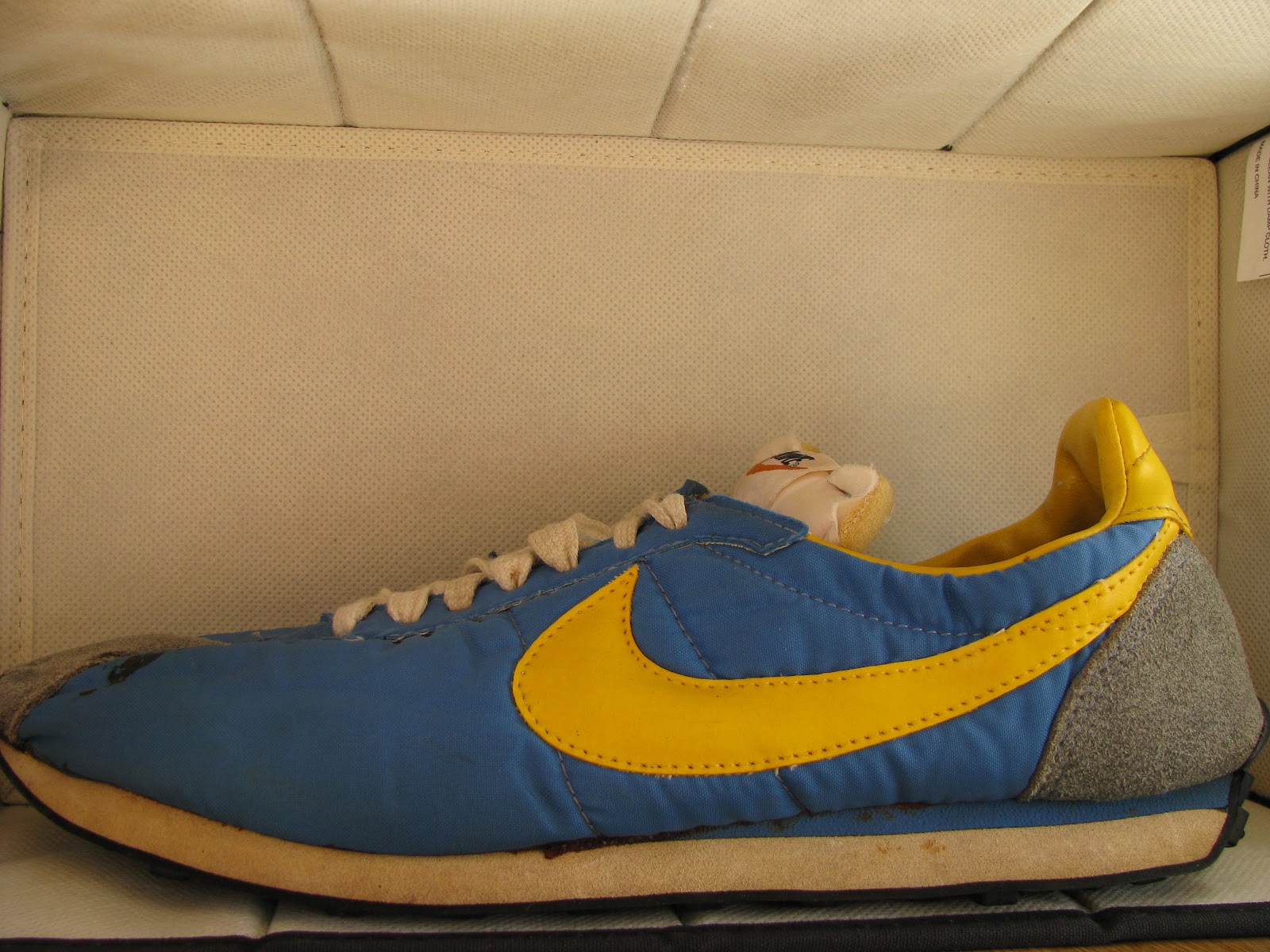 1976 nike waffle trainer