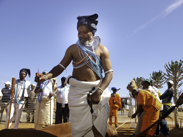 XHOSA PEOPLE:SOUTH AFRICA`S ANCIENT PEOPLE WITH UNIQUE TRADITIONAL ...