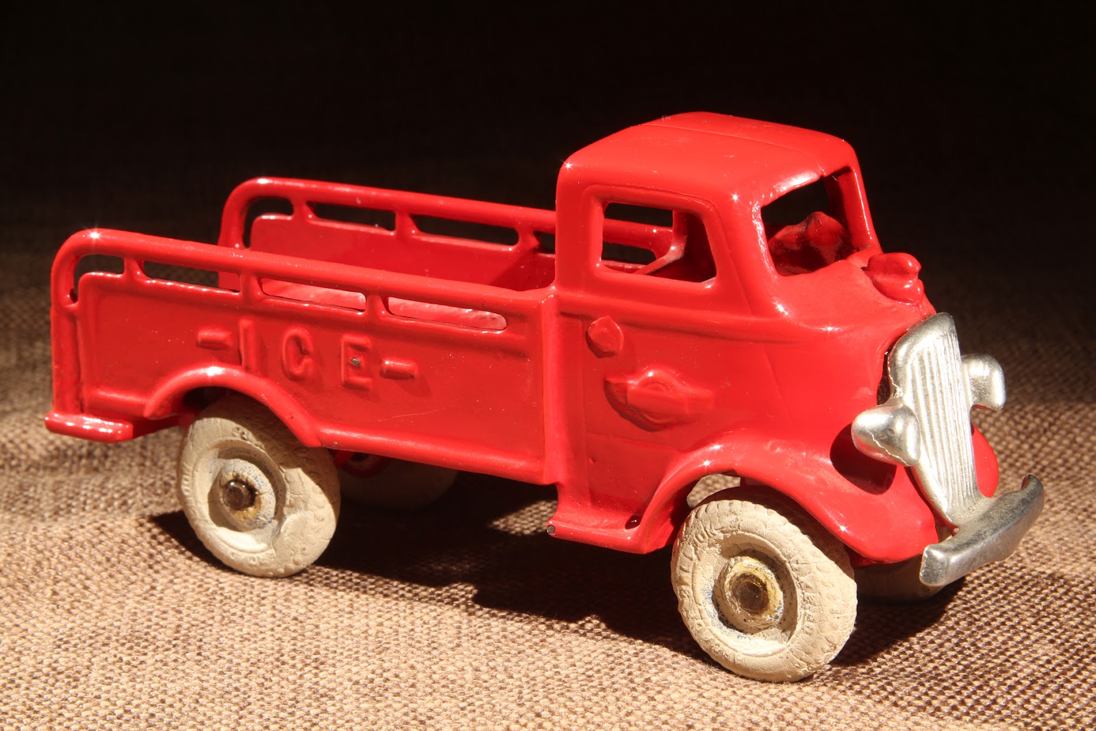 Old Antique Toys To Buy or Not to Buy, That is The Question