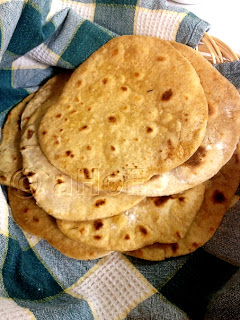Chapatis, flatbread, Indian flatbread, recipe