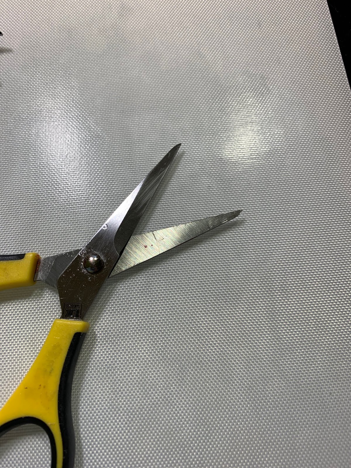 ScraPerfect Unstick Your Crafty Scissors with ScraPerfect's Best