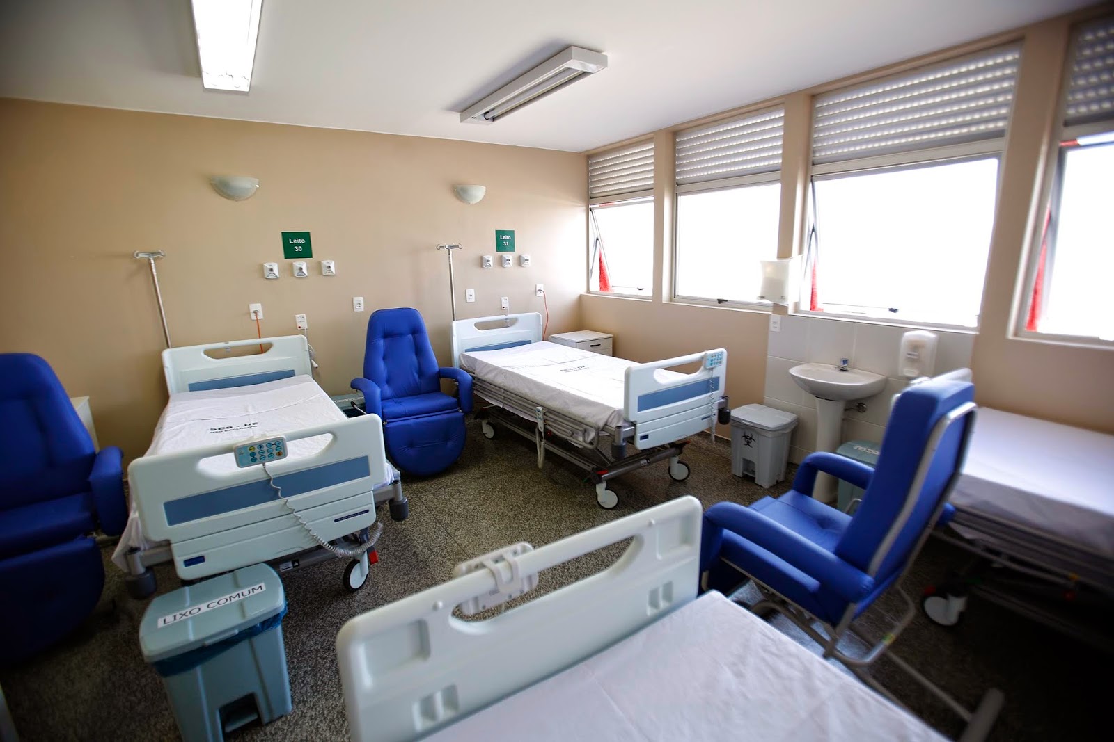 SAÚDE Inaugurada nova enfermaria da clínica