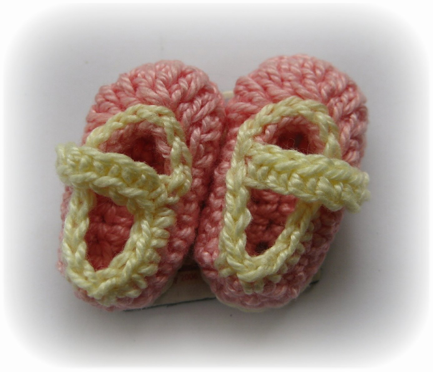 KCT0027 Crochet Baby Booties - Sewing, Needlecraft, Thread
