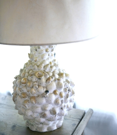 shell table lamp