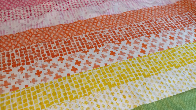 Texture quilt with 3-D twisted strips