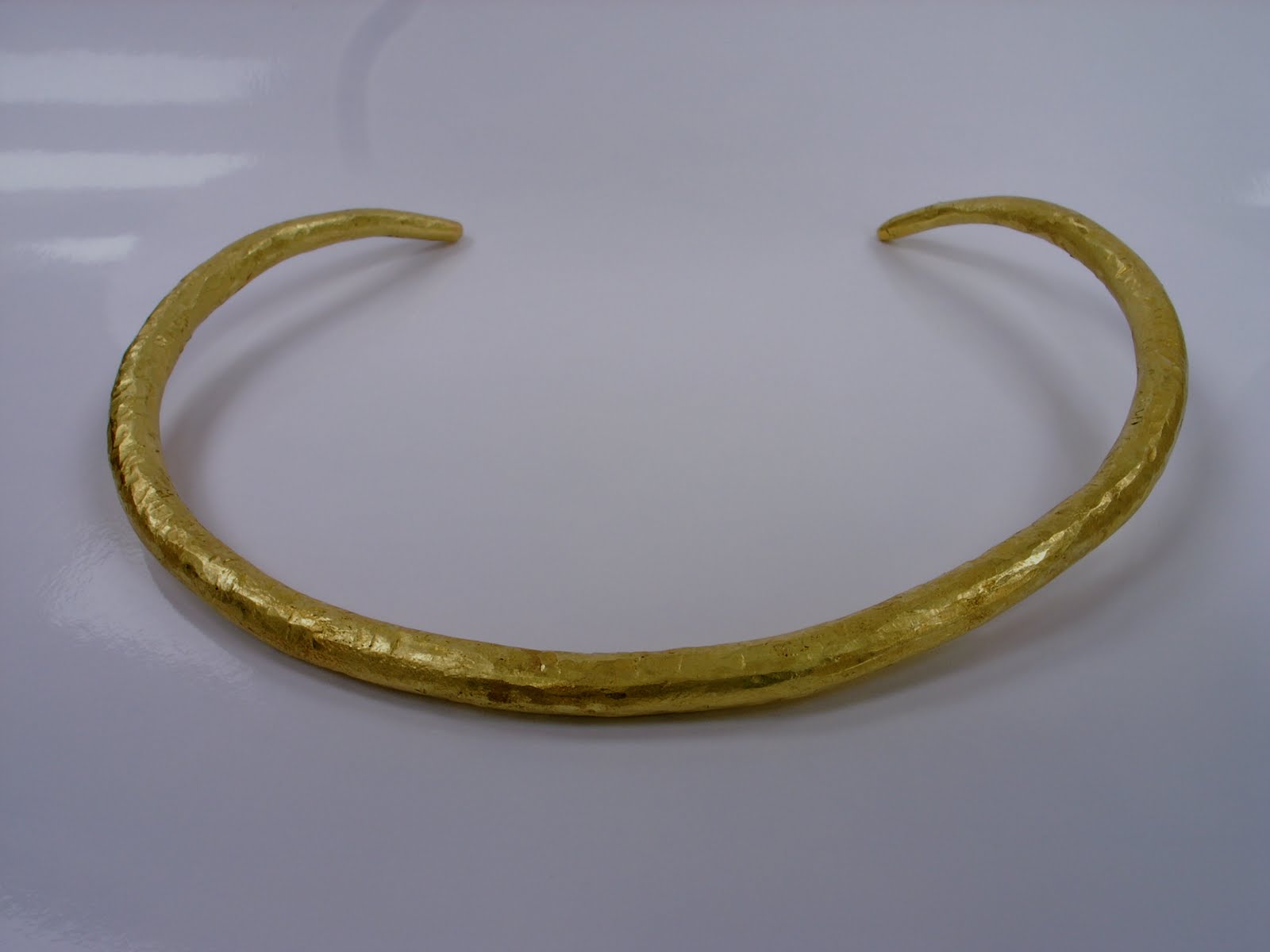 Disa Allsopp Jewellery A Gold Torque Necklace