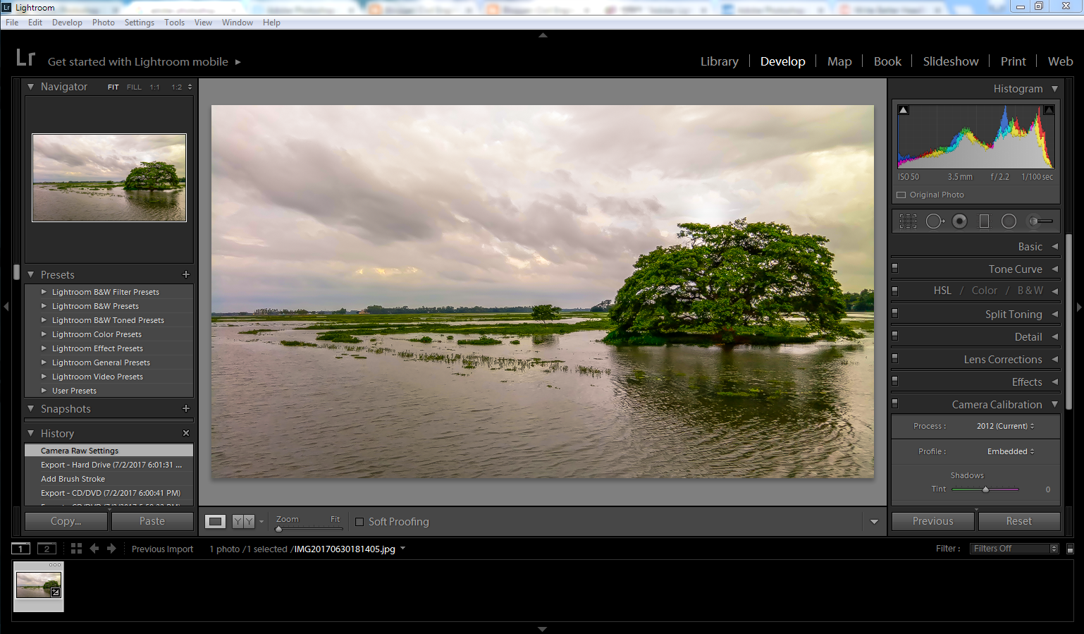 is there a free version of adobe lightroom
