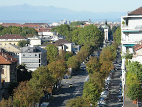A view of the Crocetta district, where Levi lived almost all  his life in the same apartment. (Photo: Gianpiero Actis)