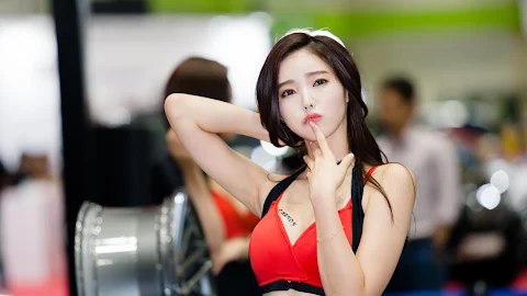 Kim Bo Ra – Seoul Auto Salon 2016