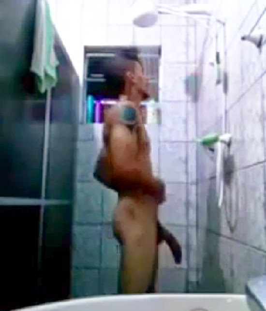 Hung Cock In The Shower Tube 117