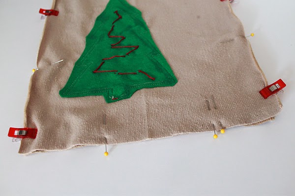 Christmas tree pillow/cushion tutorial | The Inspired Wren