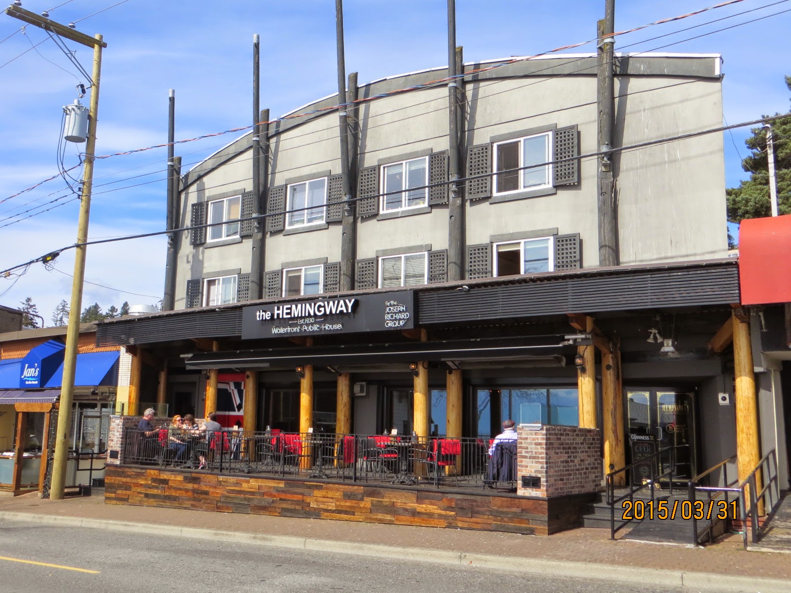 Jeeps Pubs Taverns and Bars Ocean Side Yacht Club & Public House