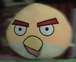 Dwidi's Shop: Bantal Angry Birds Kuning