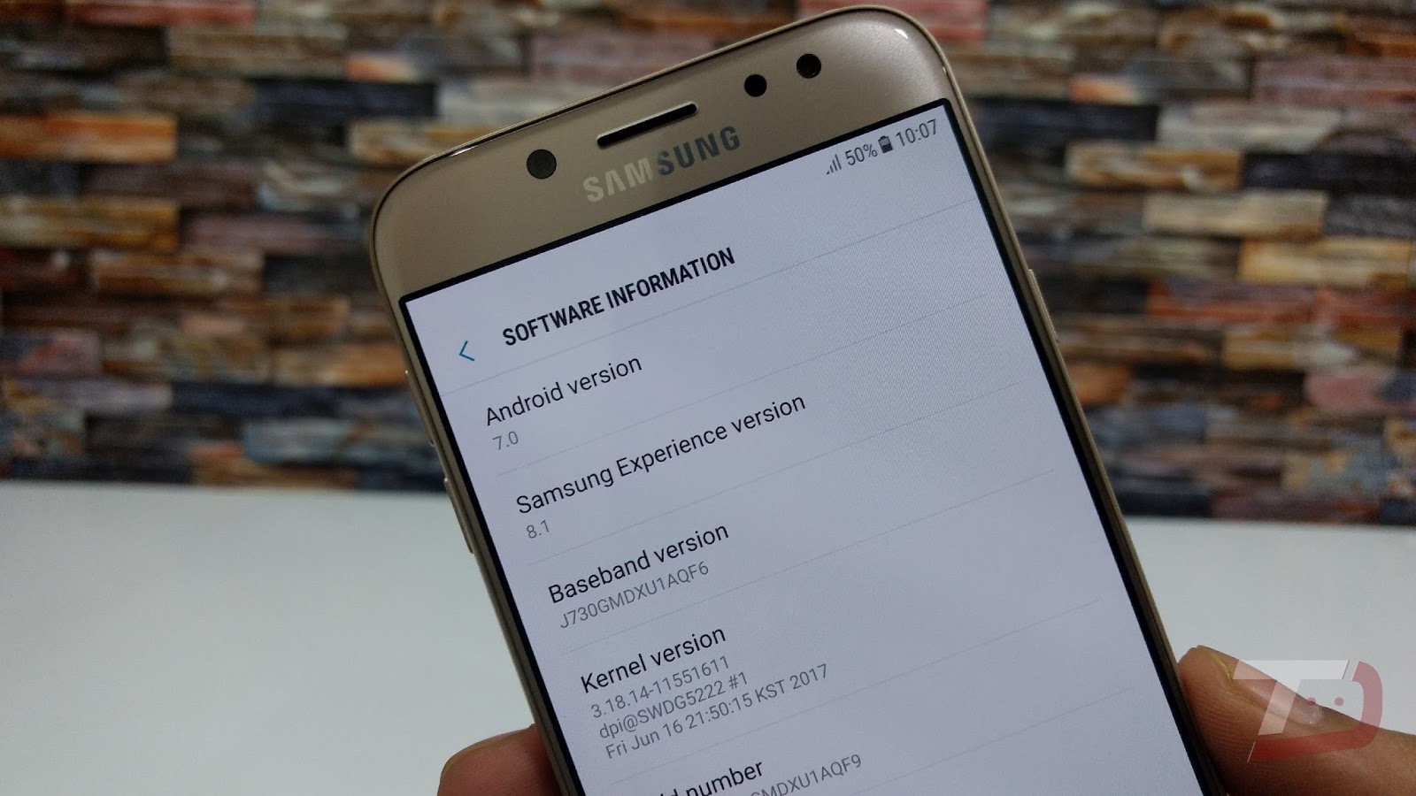 Samsung Galaxy J7 Pro now receiving October security update